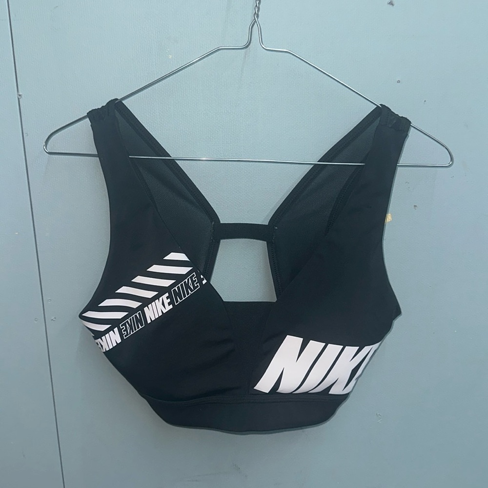Nike Women’s Sports Bra